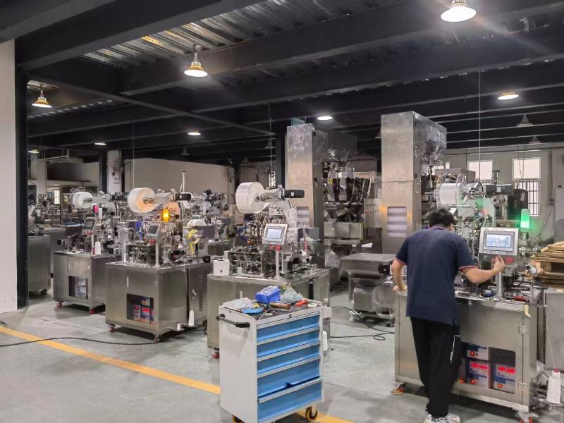 Batch production and delivery for automatic packing machine
